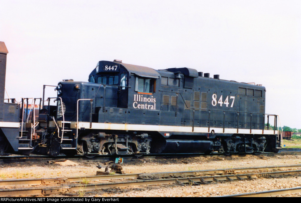 IC GP10 #8447 - Illlinois Central